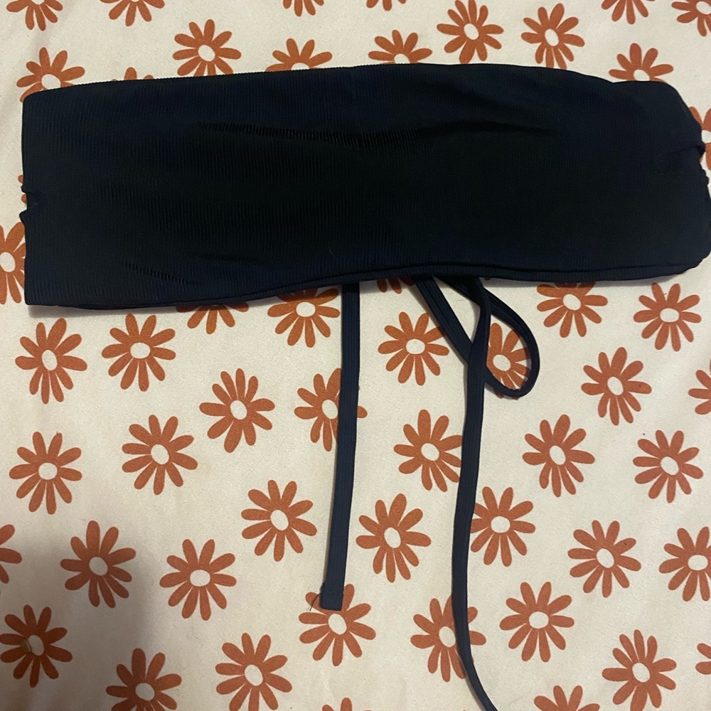SHEIN Black Bandeau Bikini Top